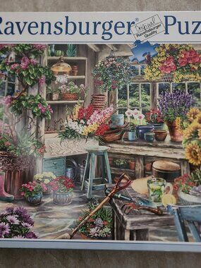 BRAND NEW SEALED 2000 PC RAVENSBURGER PUZZLE-GARDENER'S PARADISE !